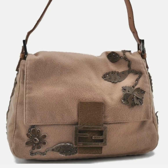 ๐Rare FENDI Beaded Cashmere Wool Hobo Bag๐ - Picture 3 of 14